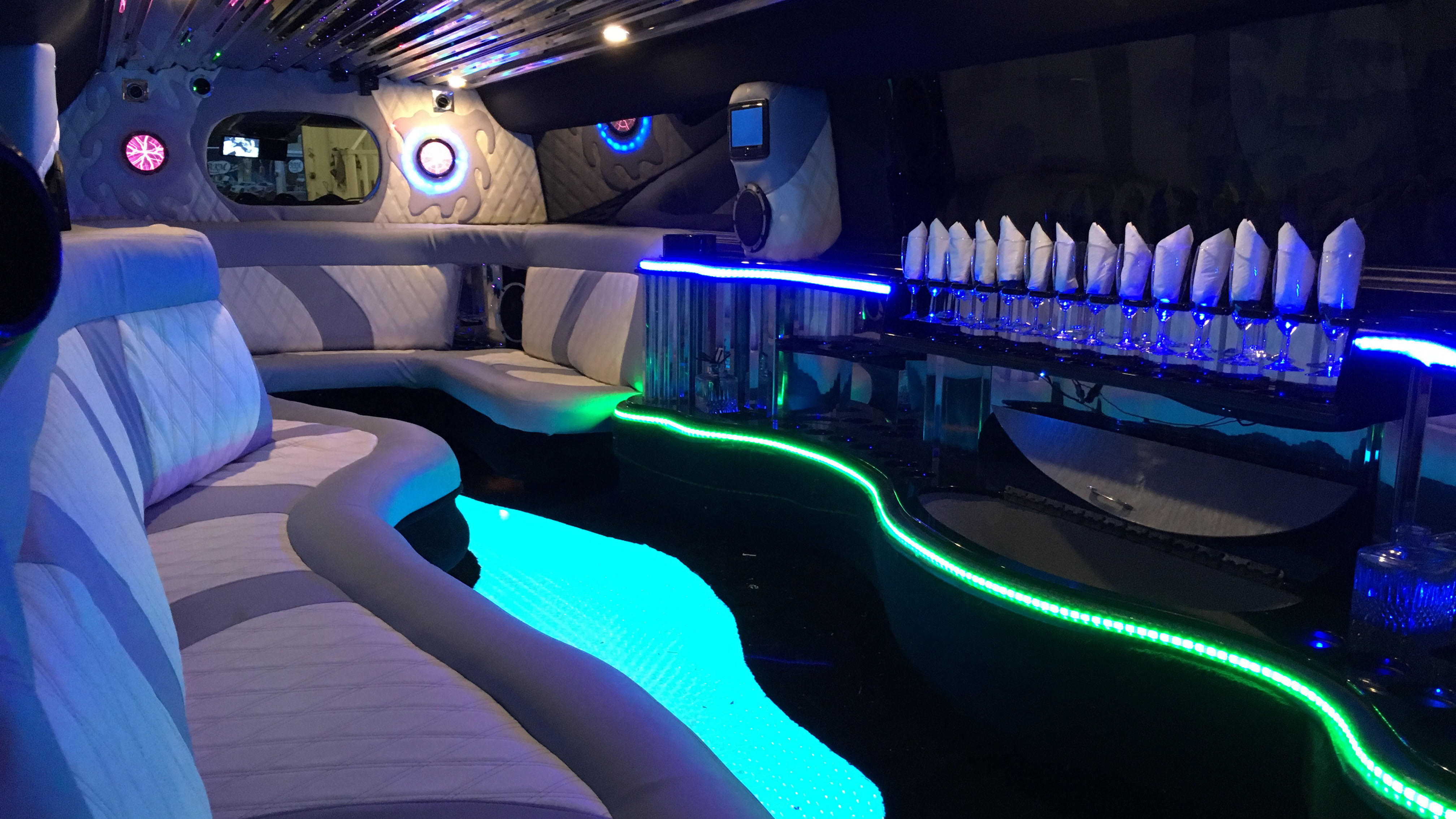 Hummer USA 40ft Limousine