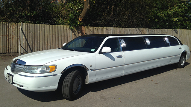 Lincoln USA 30ft Stretched Limousine