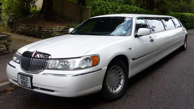 Lincoln USA 30ft Stretched Limousine