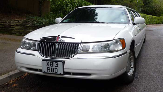 Lincoln USA 30ft Stretched Limousine
