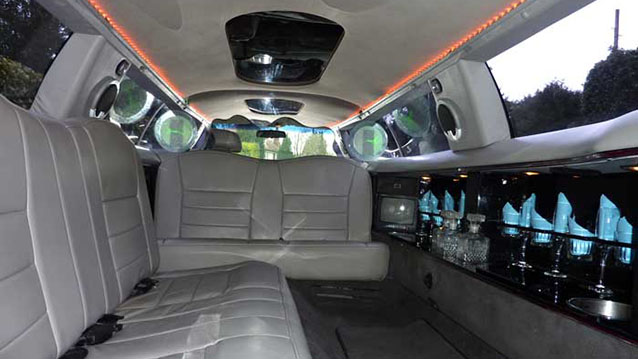 Lincoln USA 30ft Stretched Limousine