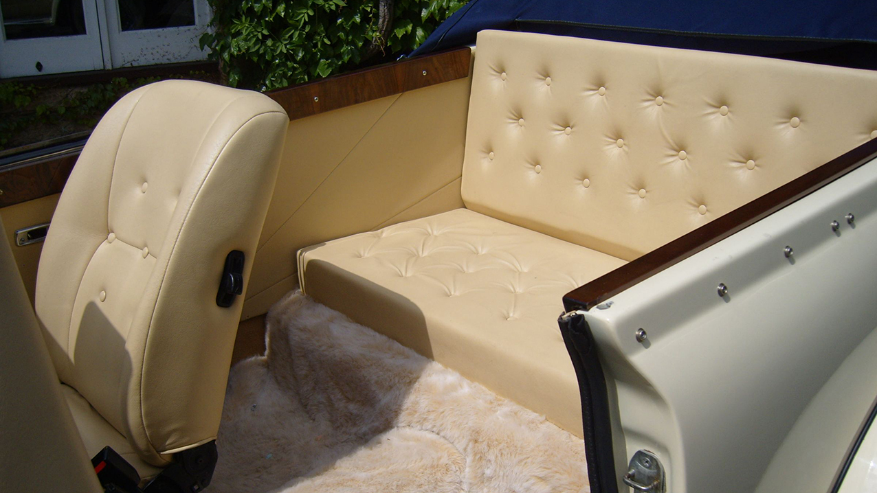 Beauford Convertible