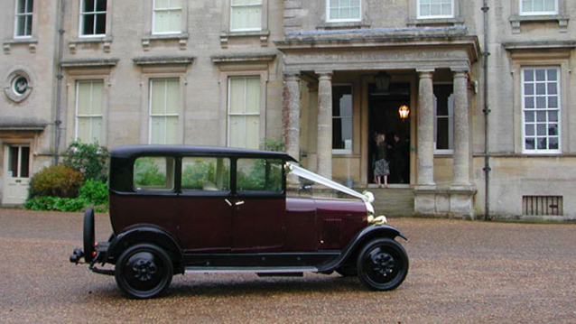 Citroën Deluxe Saloon