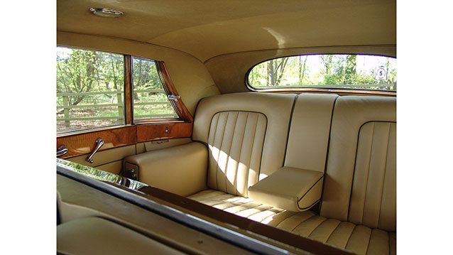 Rolls-Royce Silver Wraith