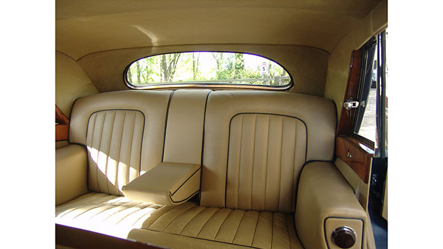 Rolls-Royce Silver Wraith