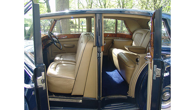 Rolls-Royce Silver Wraith