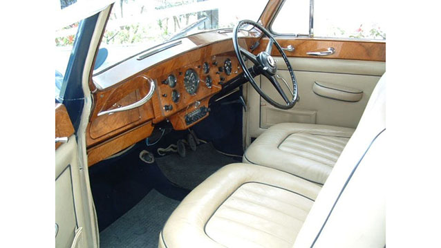 Rolls-Royce Silver Wraith