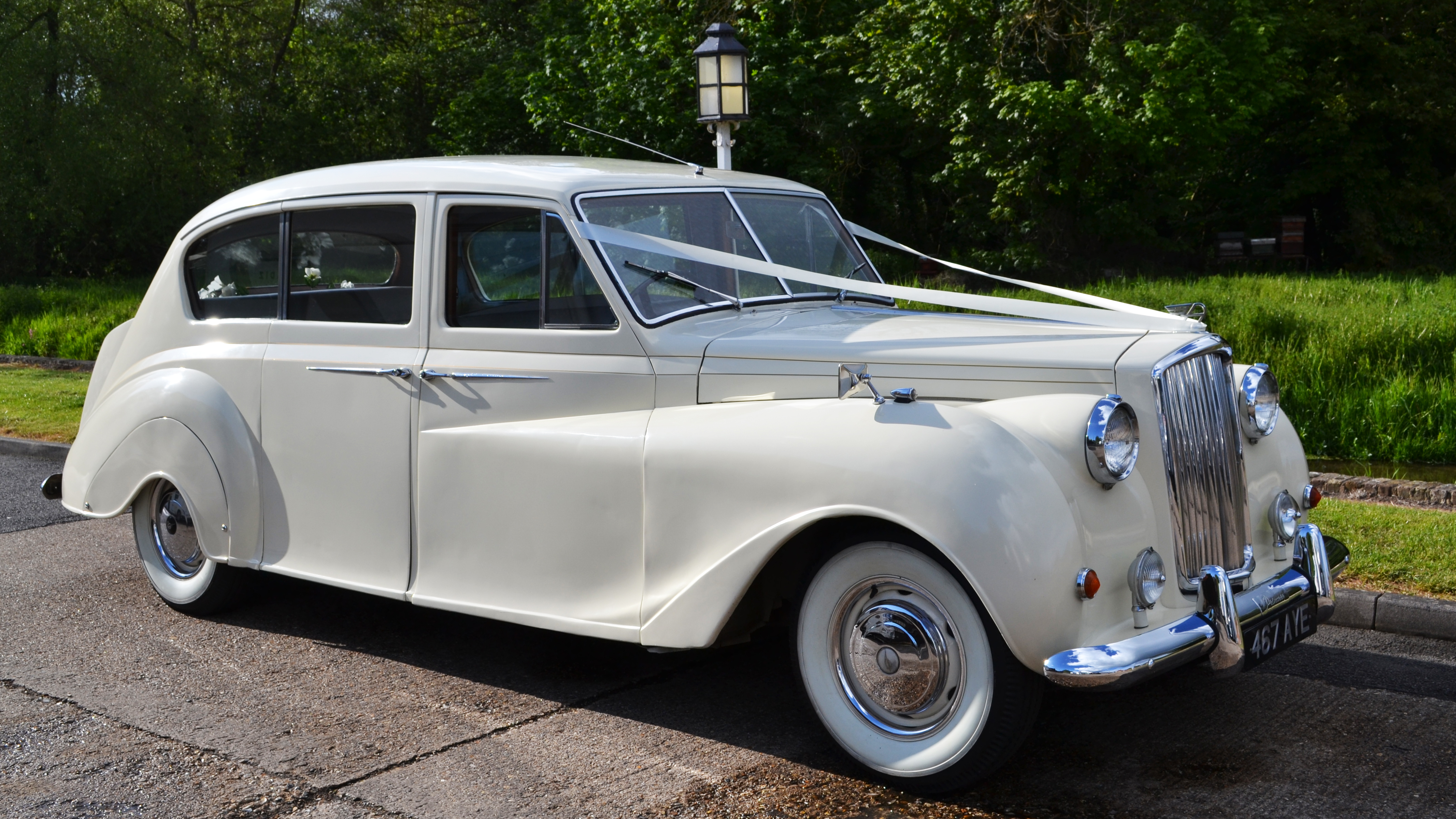 Austin Vanden-Plas Princess Limousine wedding car for hire in Uxbridge, Middlesex