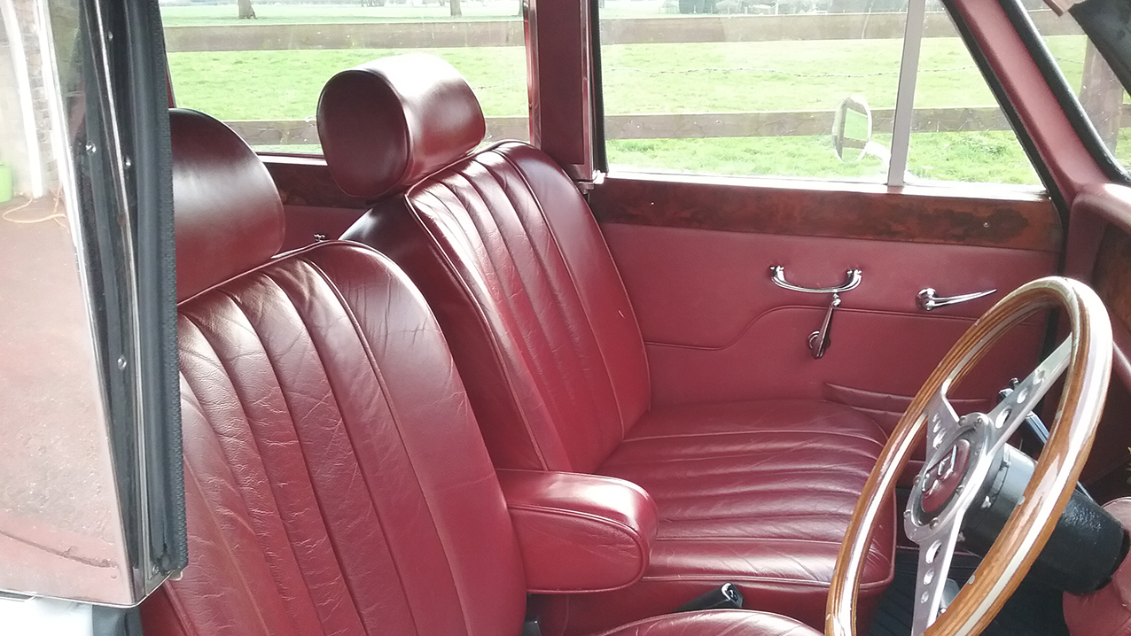 Beauford Convertible