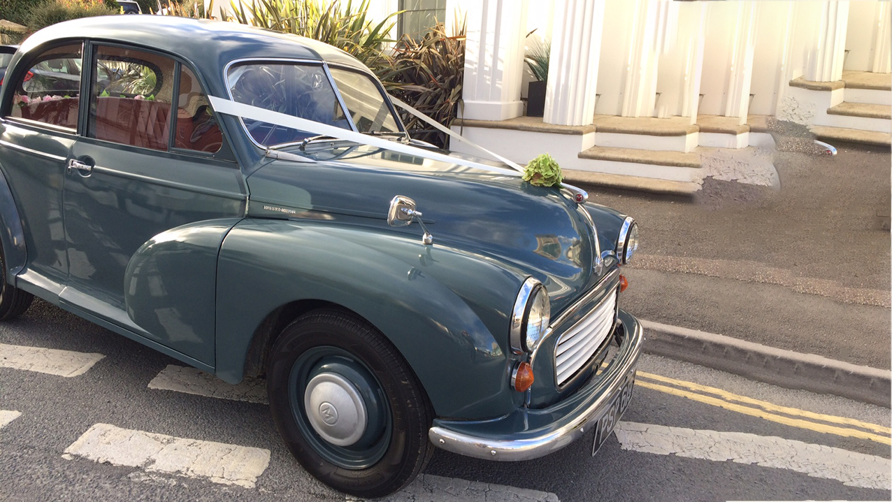 Morris Minor Saloon