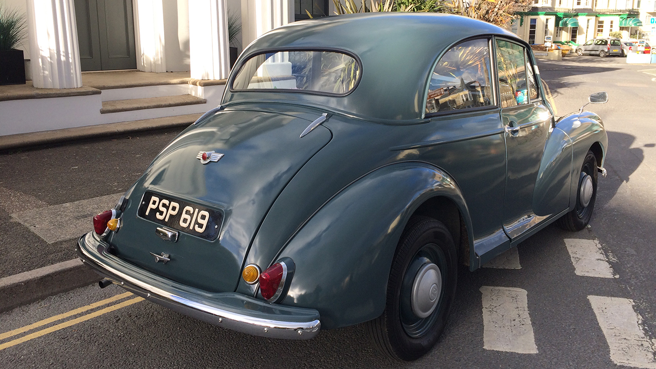 Morris Minor Saloon