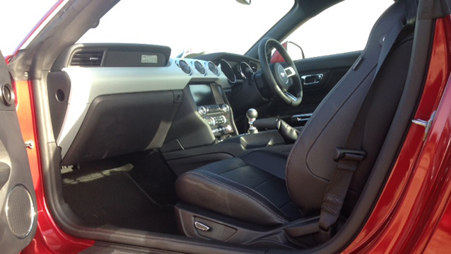 Ford Mustang 5.0L V8