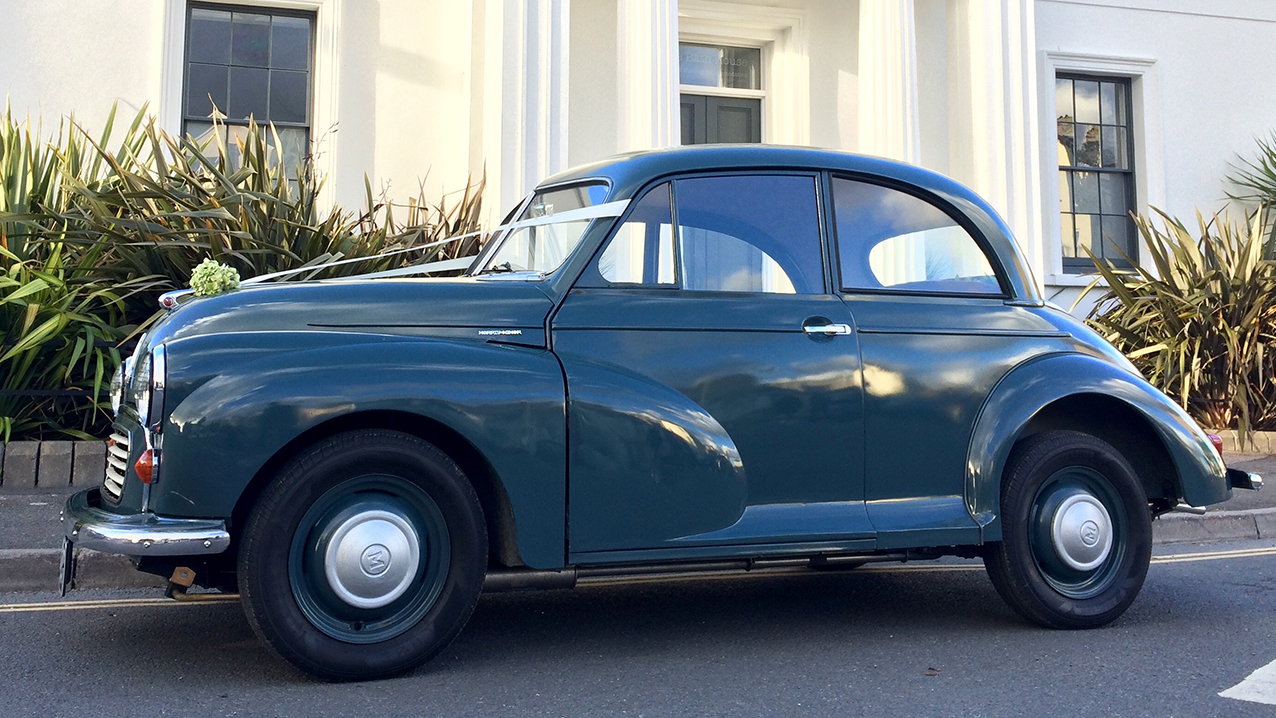Morris Minor Saloon