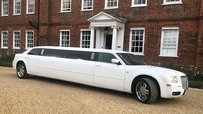 Chrysler 300c Stretched Limousine