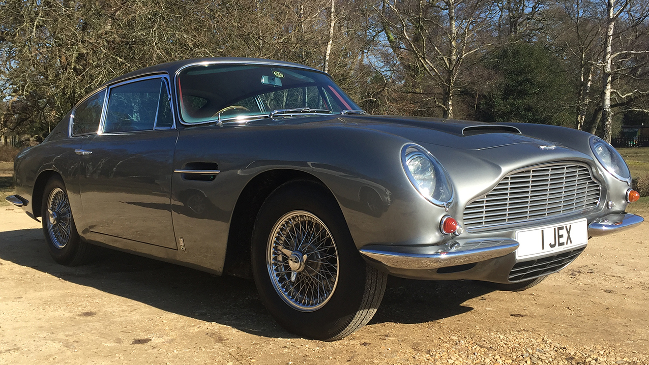 Aston Martin DB6 wedding car for hire in Cadnam, Hampshire