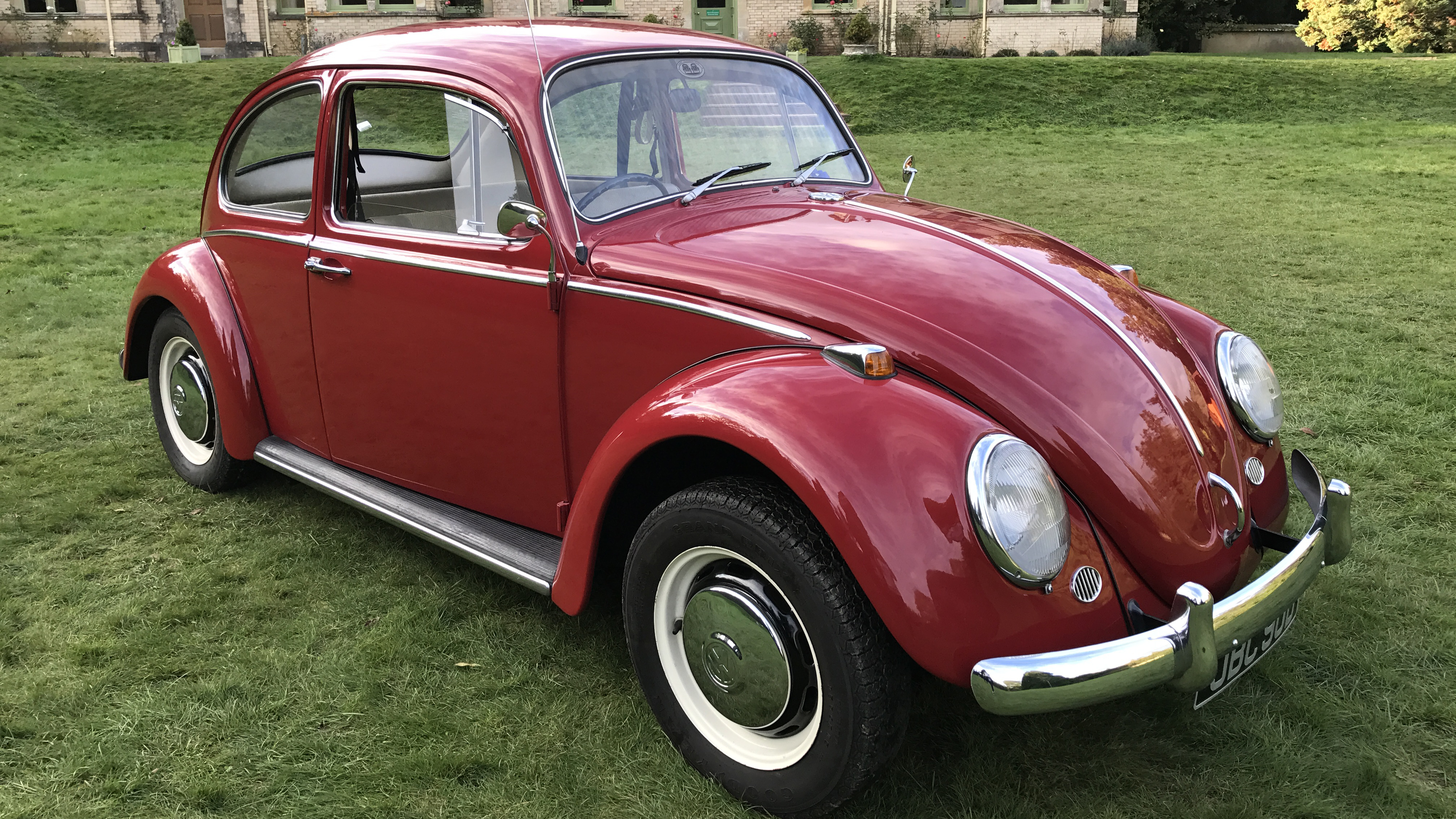 Volkswagen Beetle wedding car for hire in Newton Abbott, Devon