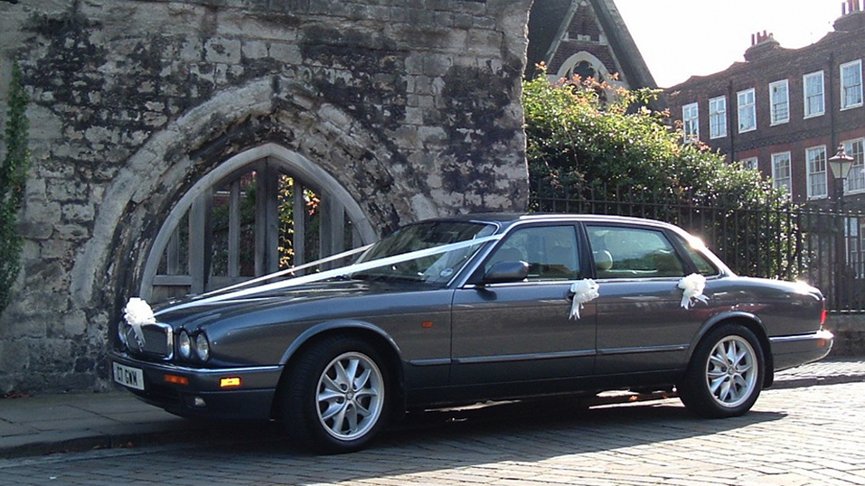 Jaguar XJ6