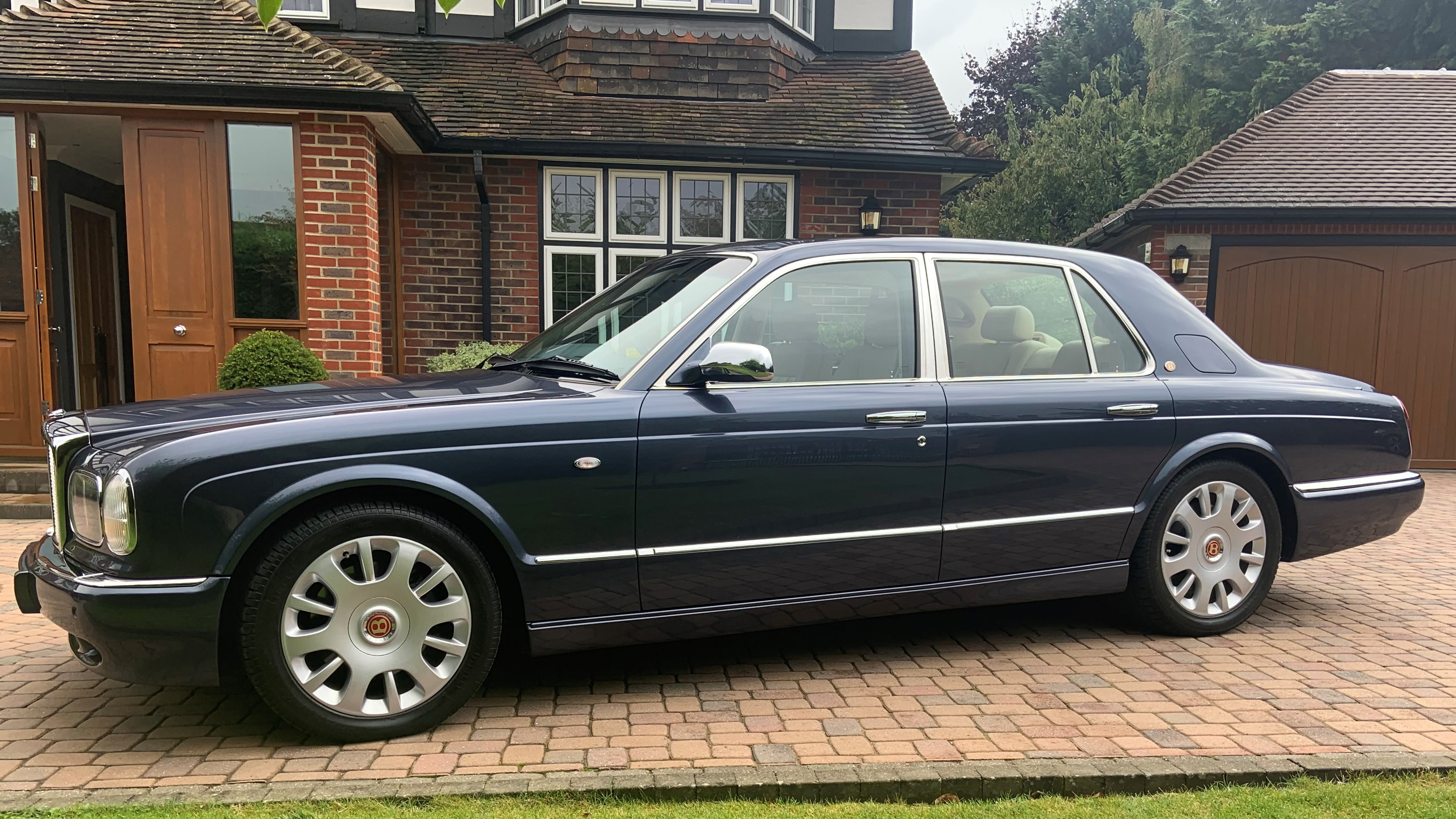 Bentley Arnage wedding car for hire in Sutton, Surrey