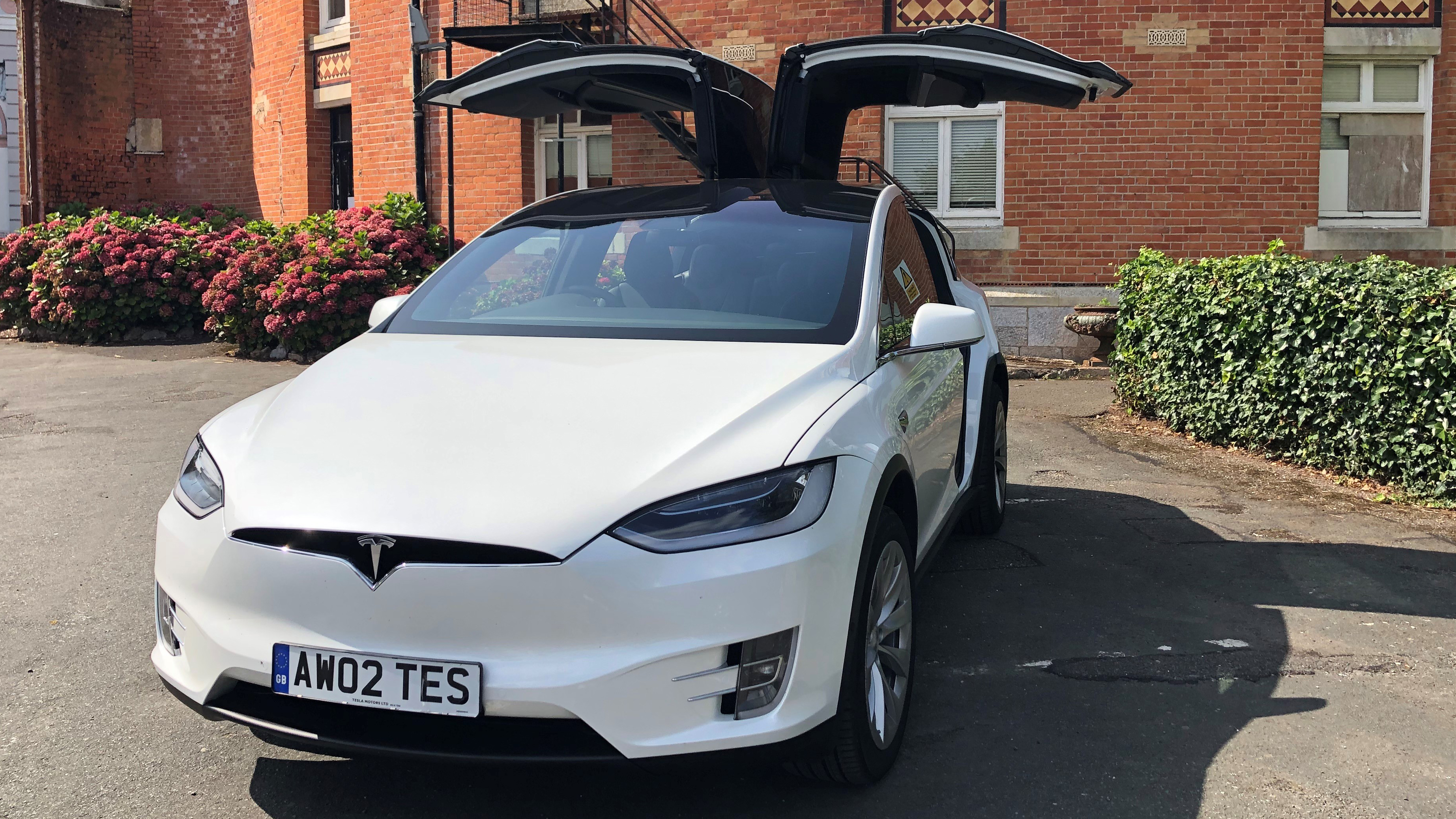 Tesla 'X' P100D