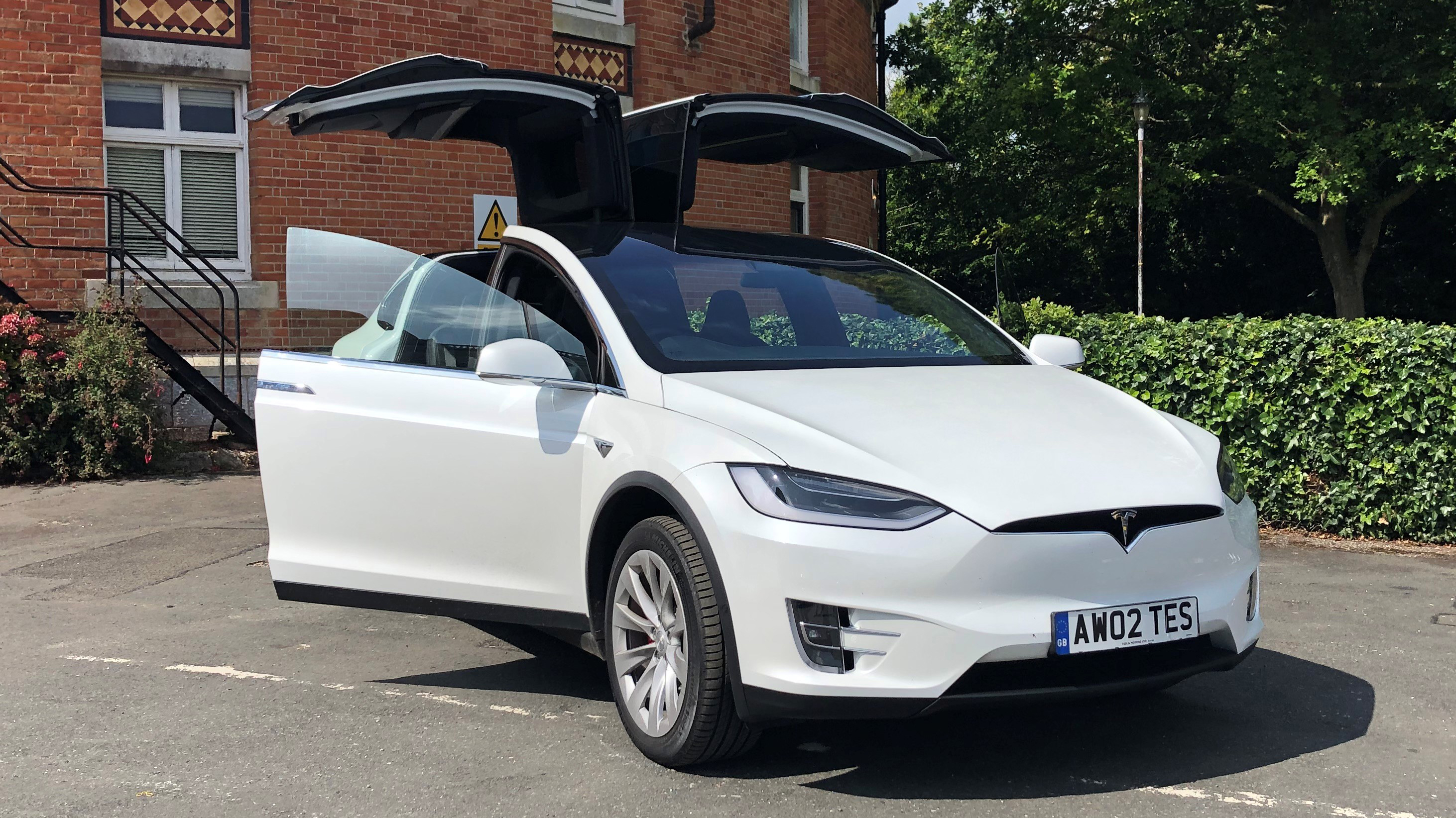 Tesla 'X' P100D
