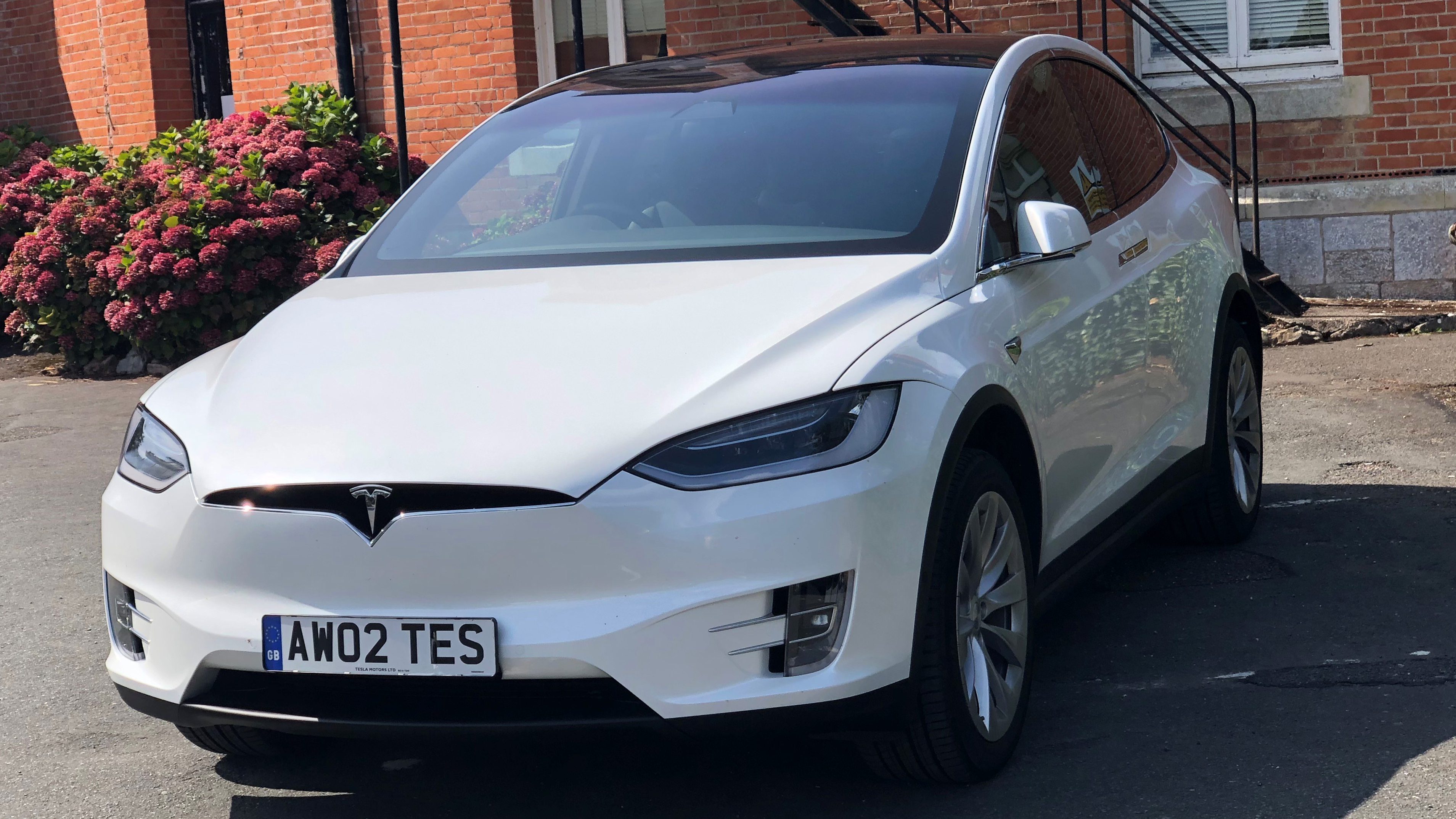 Tesla 'X' P100D