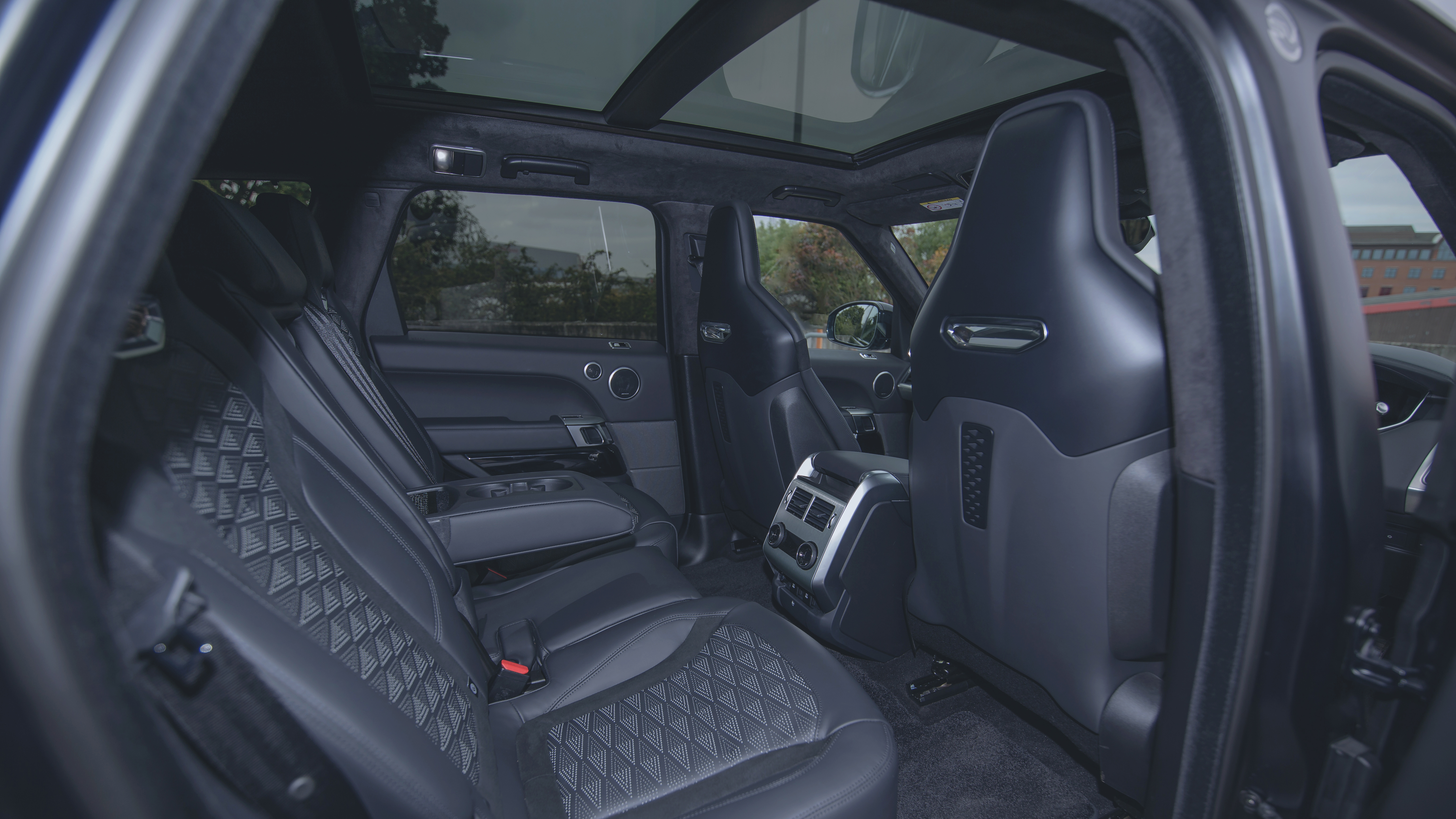 Range Rover Sport SVR V8