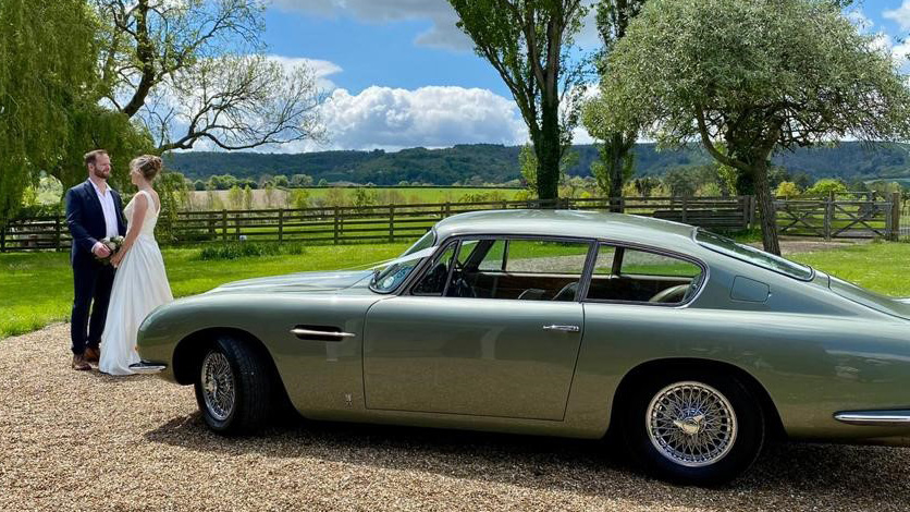 Aston Martin DB6 - Review