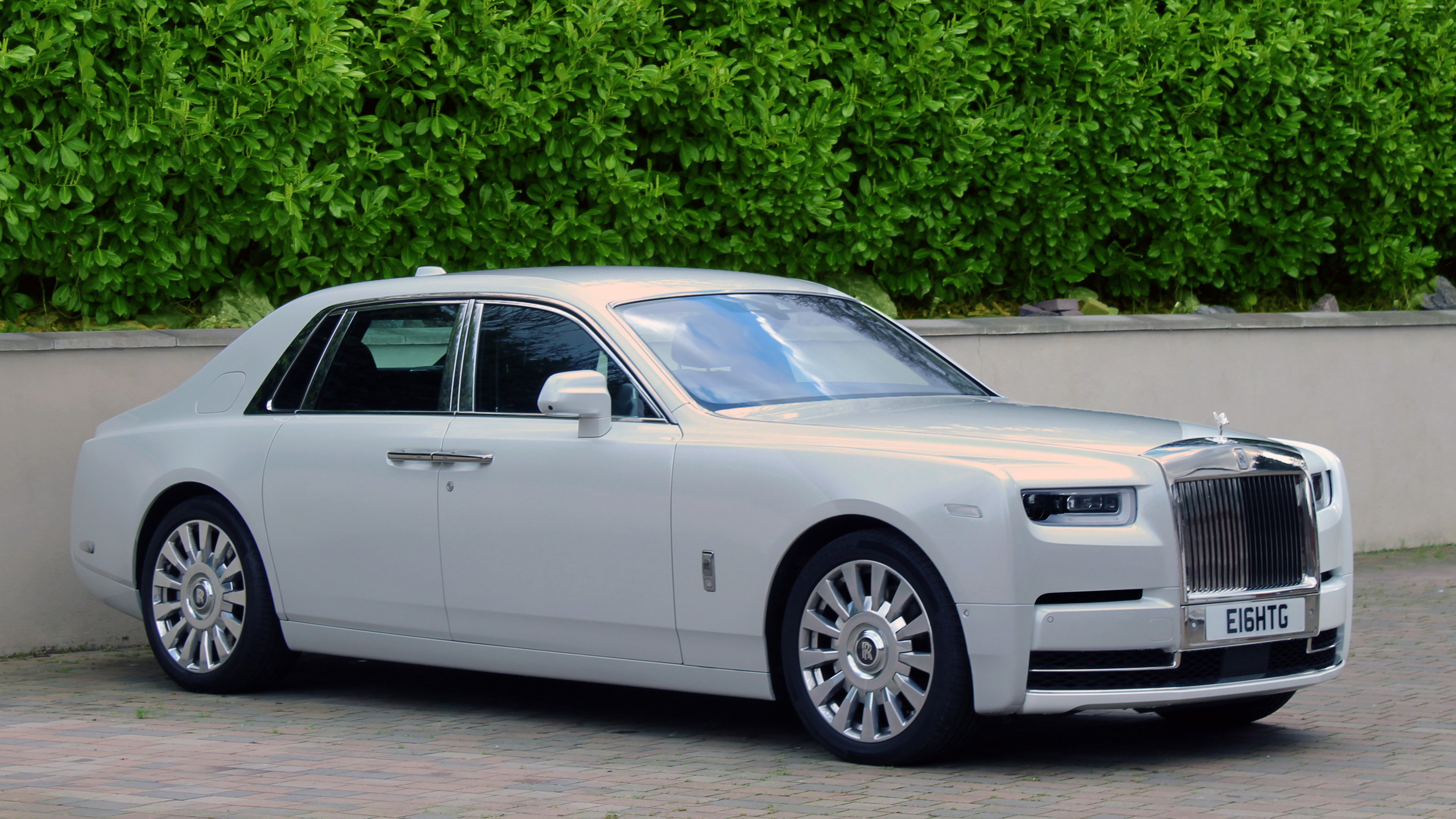 Rolls-Royce Phantom 8