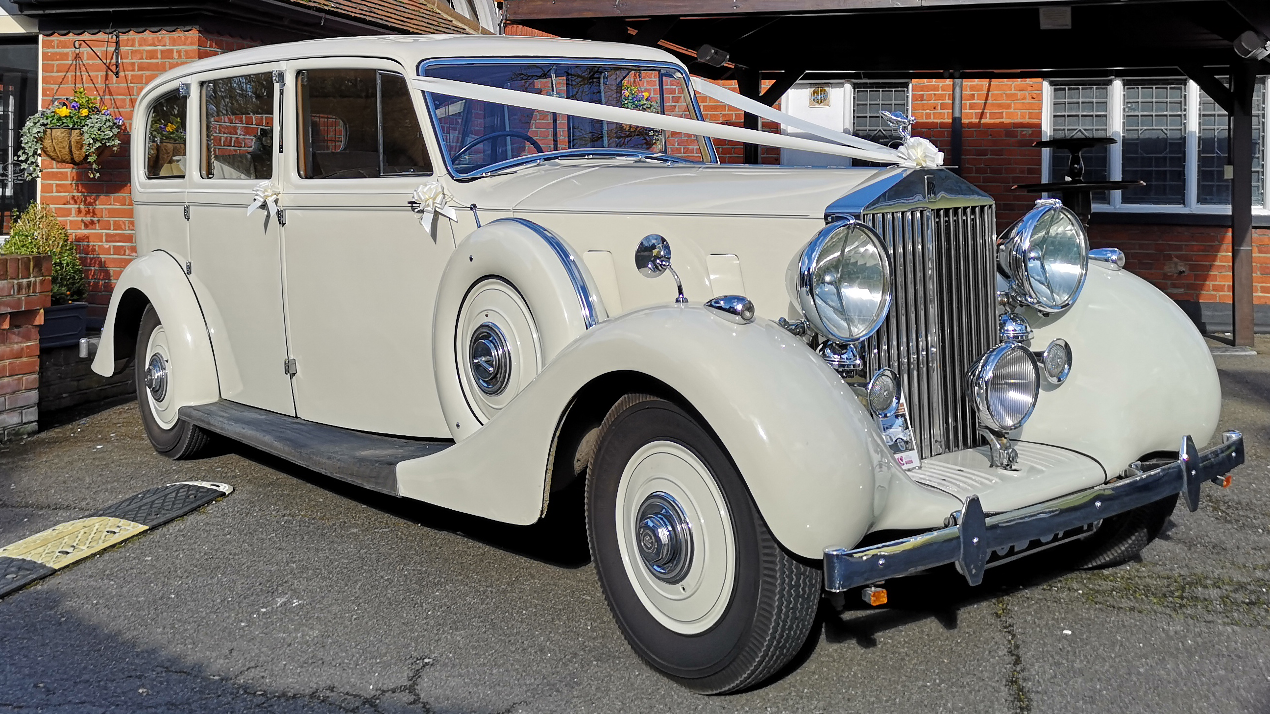 4 Stunning Rolls Royce Wedding Cars to choose from  Vintage Occasions  Wedding Car Hire  Norfolk  Suffolk 01603 891222