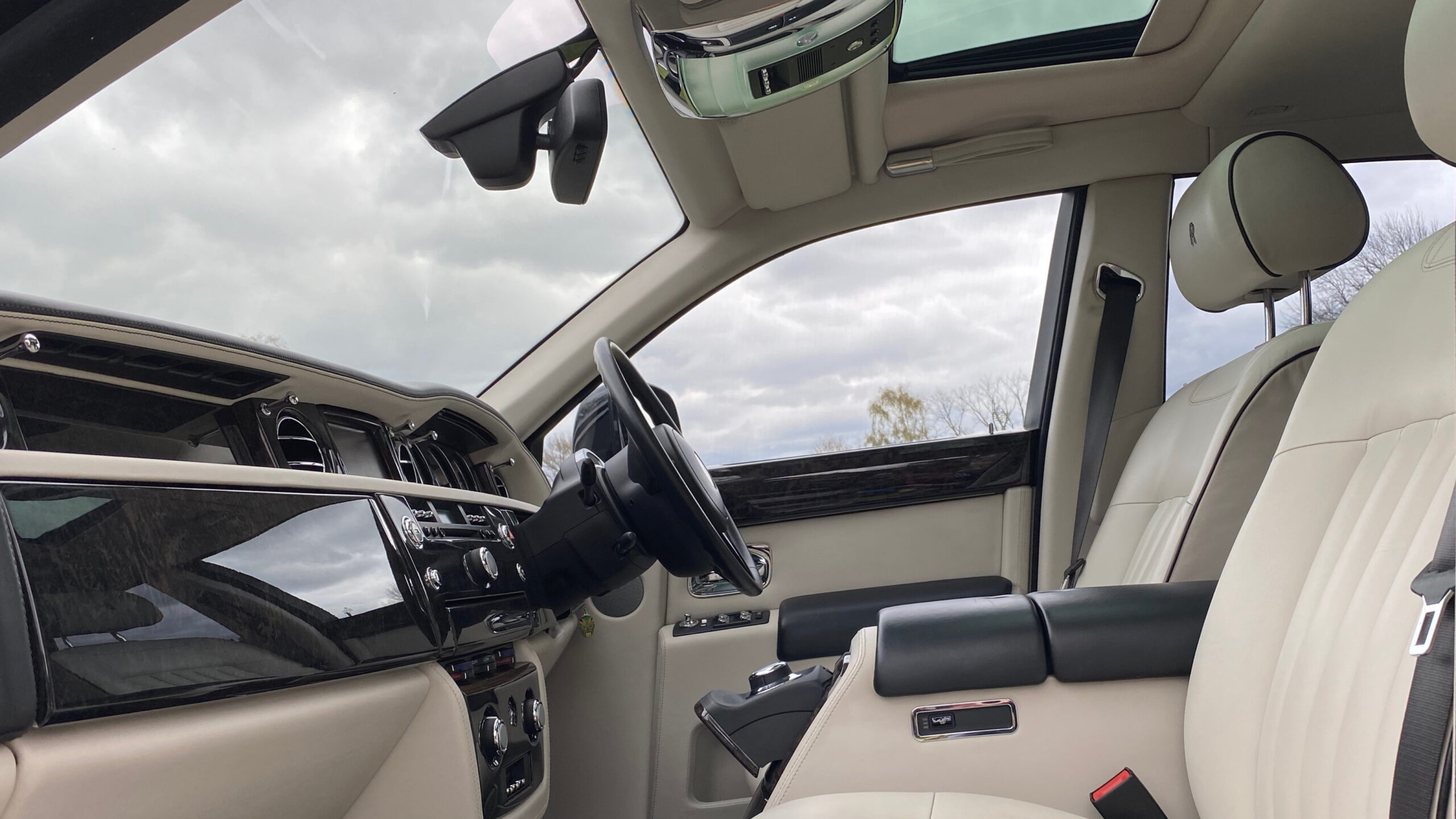 Rolls-Royce Phantom