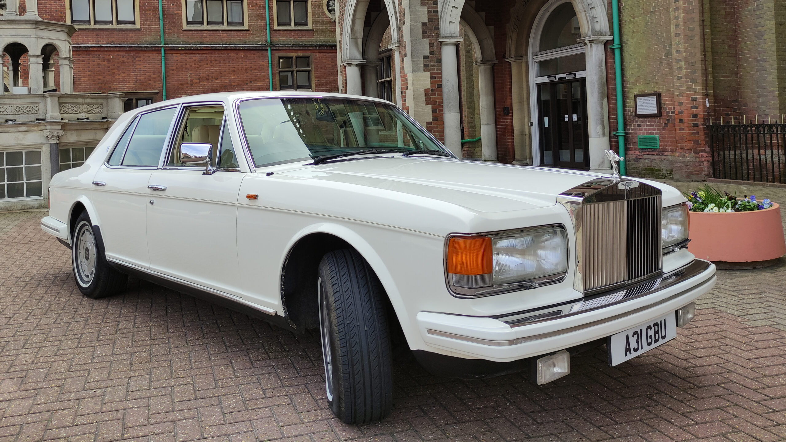 Rolls-Royce Silver Spirit