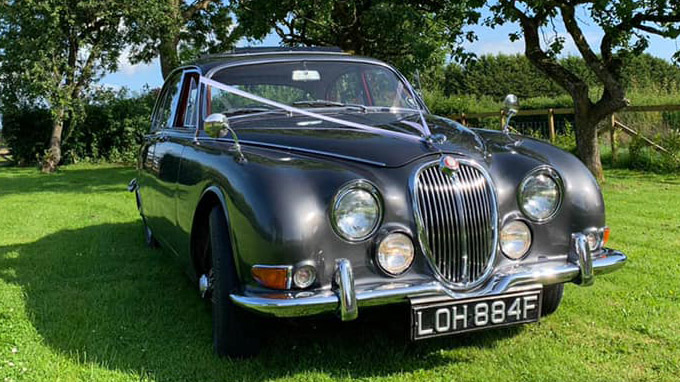 Jaguar Mk2 3.8 Litre S wedding car for hire in Bath, Somerset