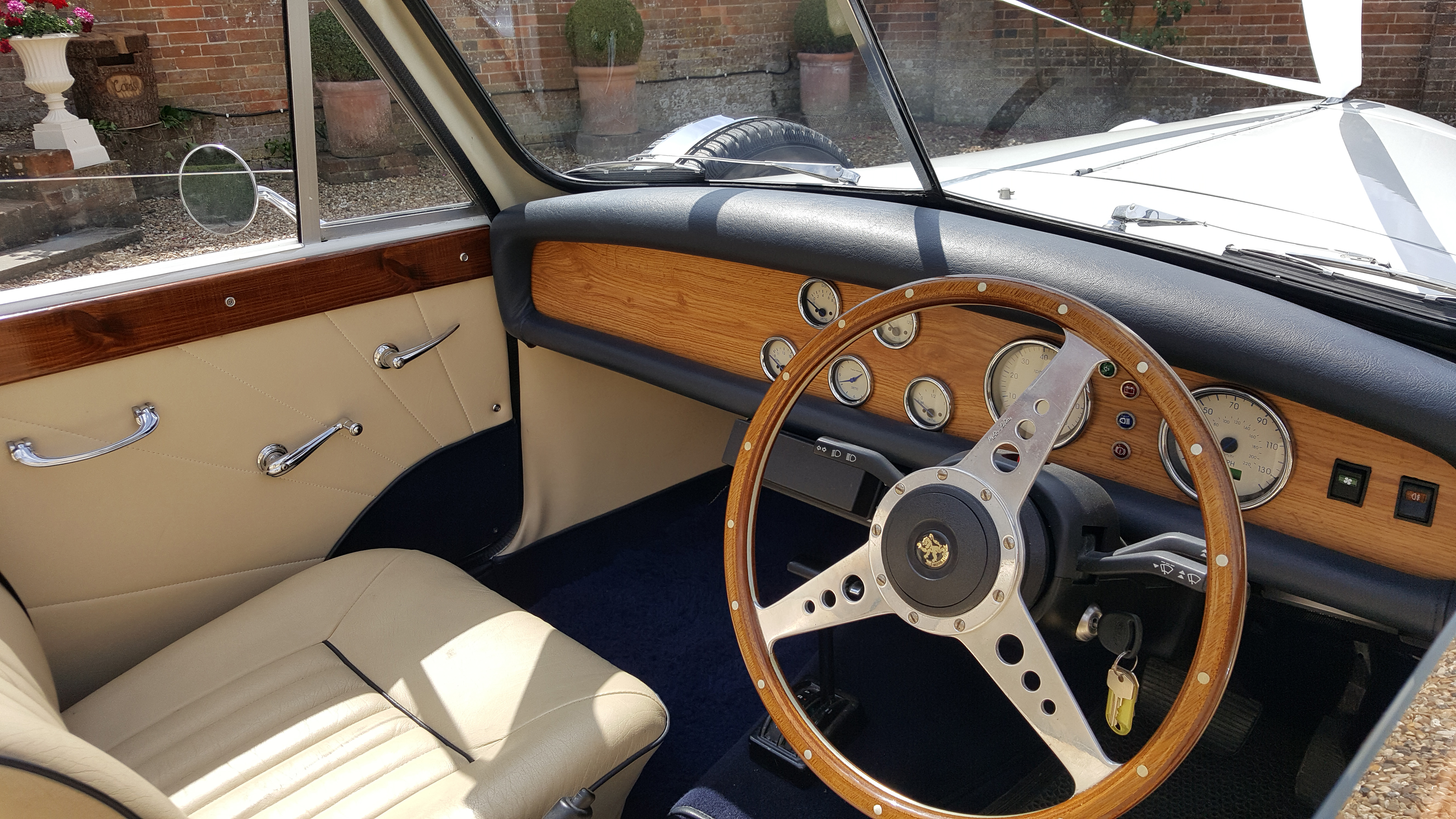 Beauford front cream leather seating