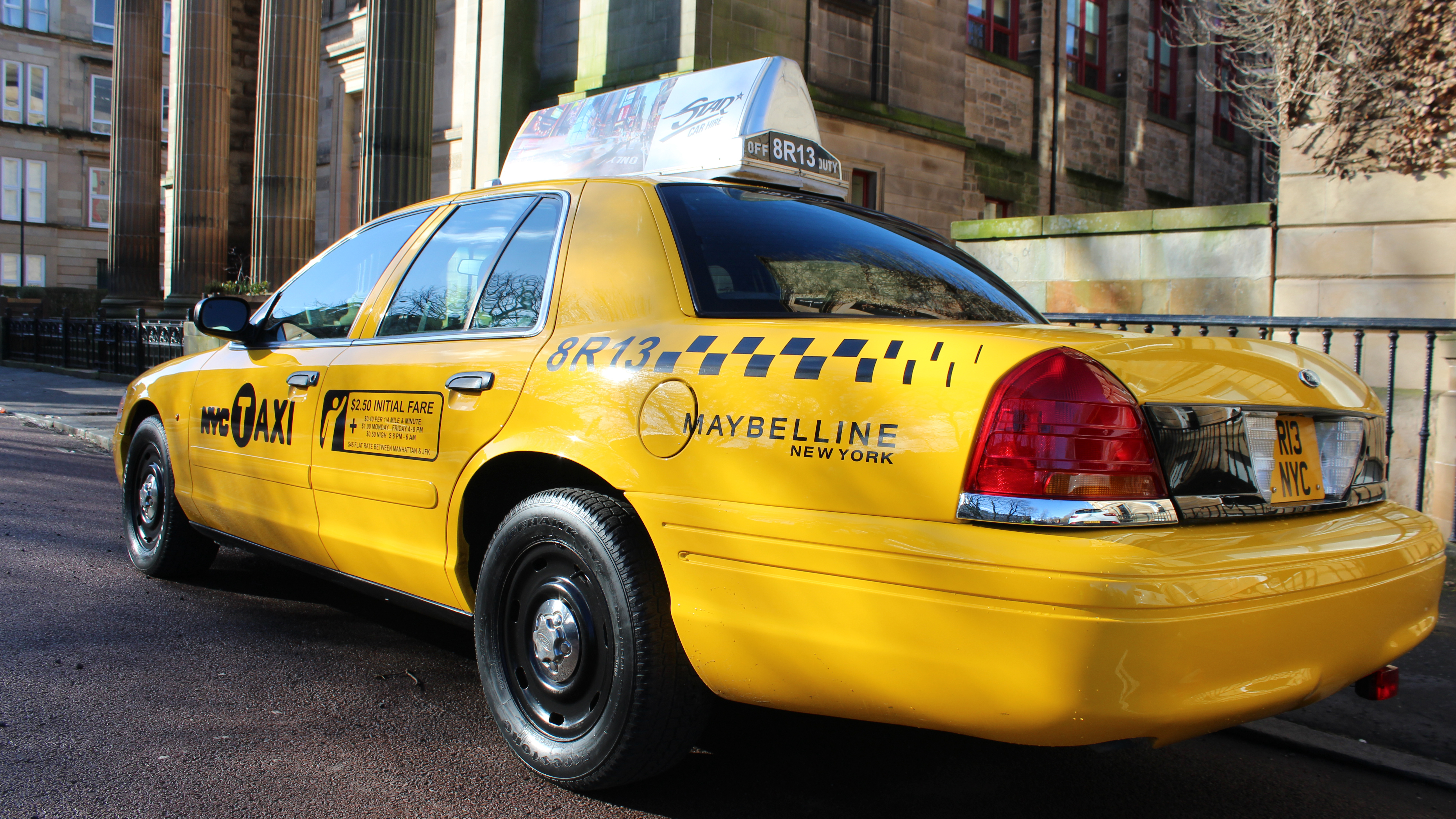 Ford Crown Victoria - NYC Taxi