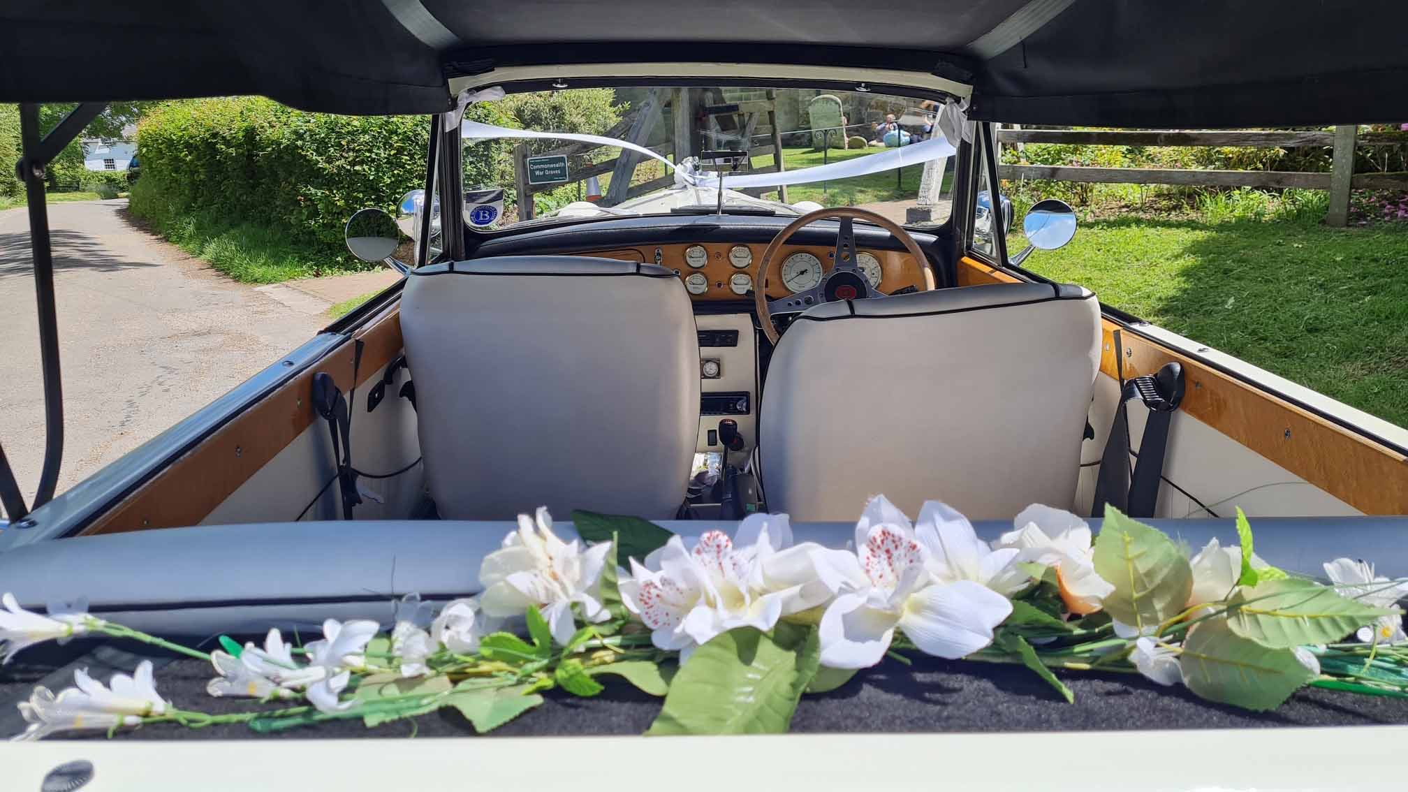 Beauford Convertible