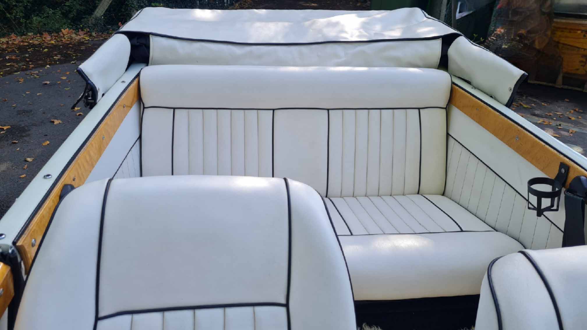 Beauford Convertible
