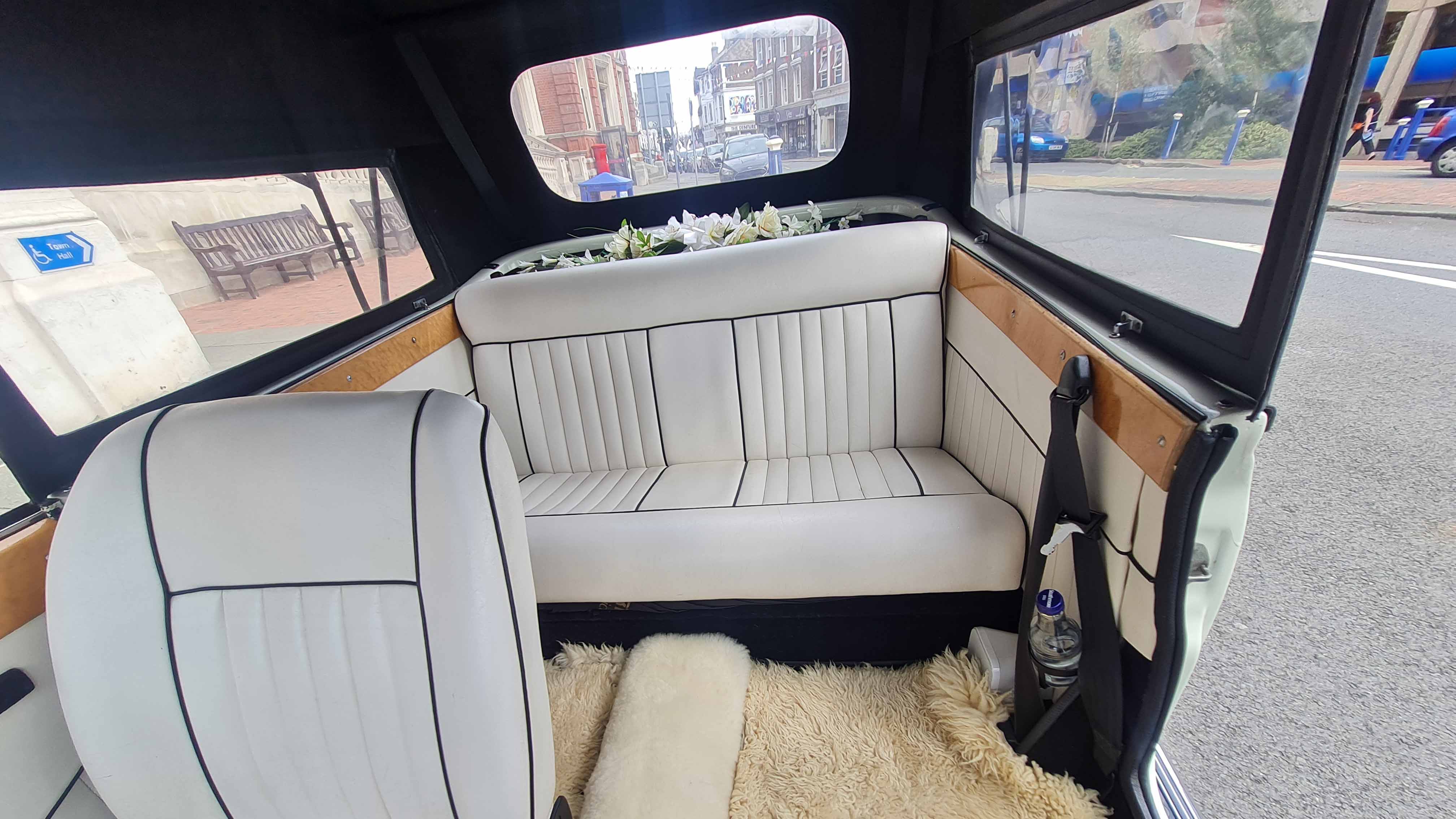 Beauford Convertible