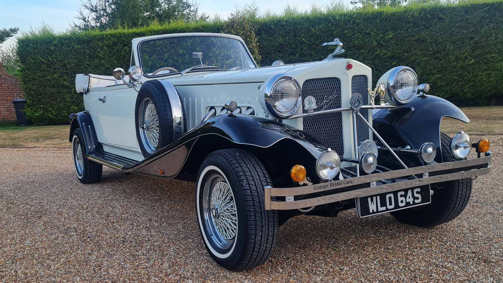 Beauford Convertible