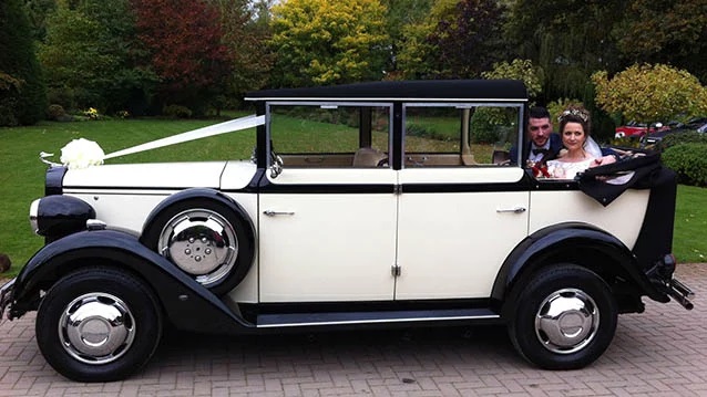 1930's Vintage Style Regent Landaulette