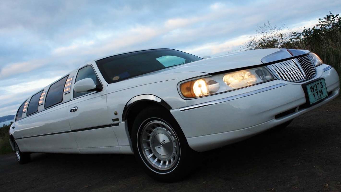 Lincoln Stretched Limousine