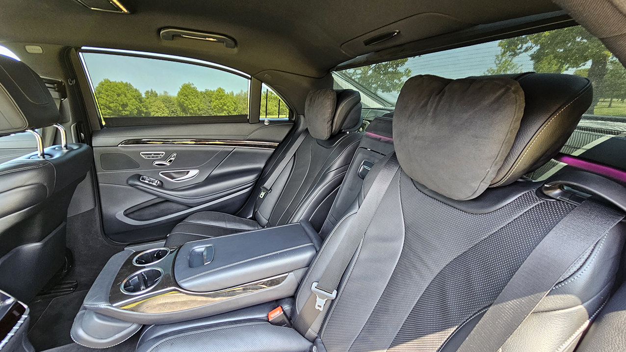 Mercedes s-Class rear interior seating