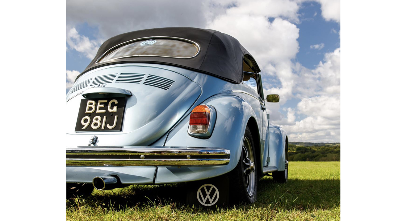 Volkswagen Beetle Convertible '100% Electric'