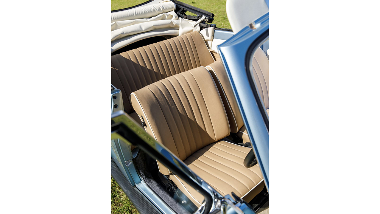 Volkswagen Beetle Convertible '100% Electric'