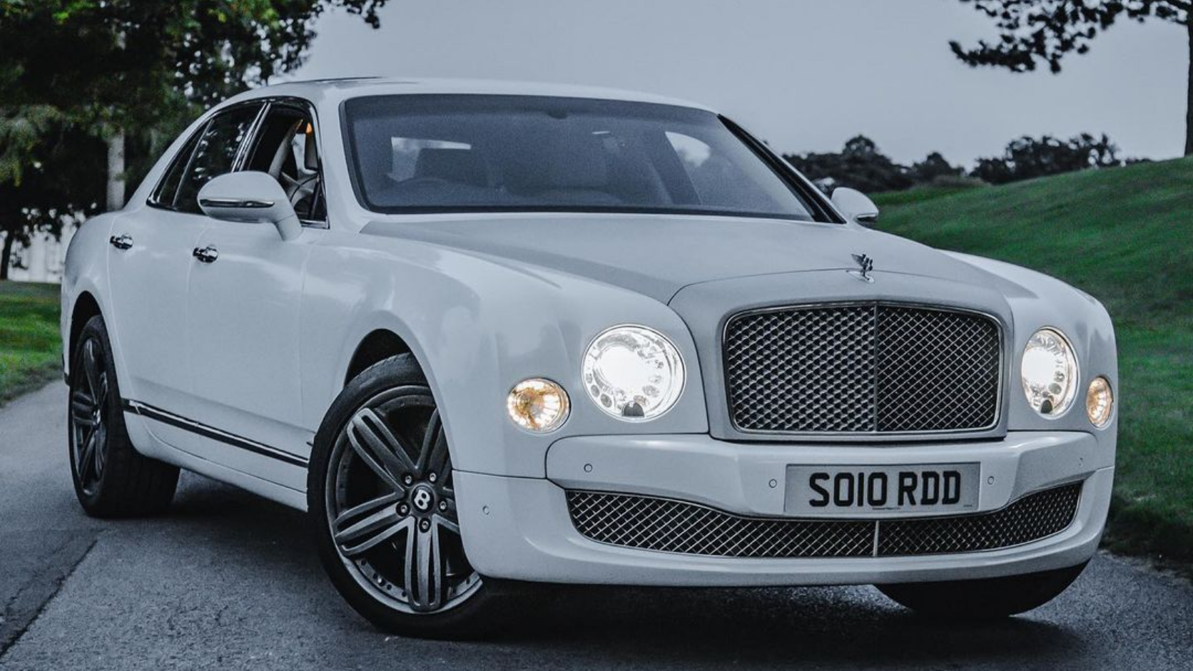 Bentley Mulsanne wedding car for hire in London