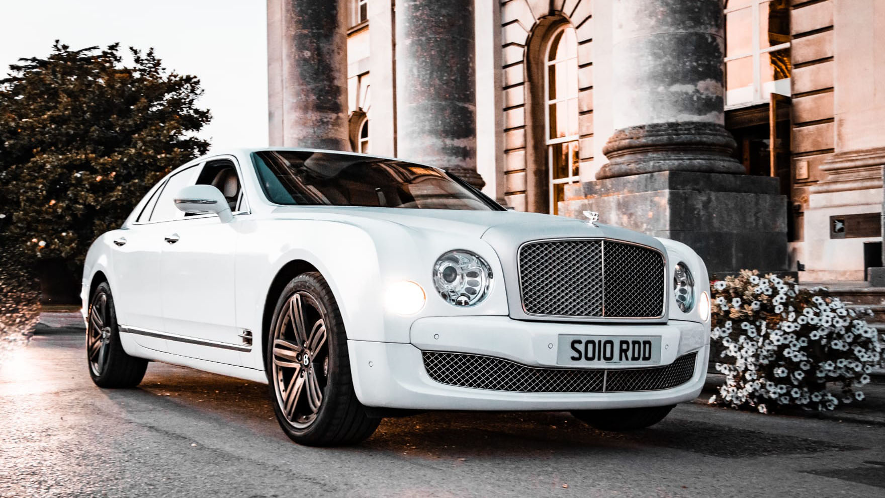 White Bentley Mulsanne