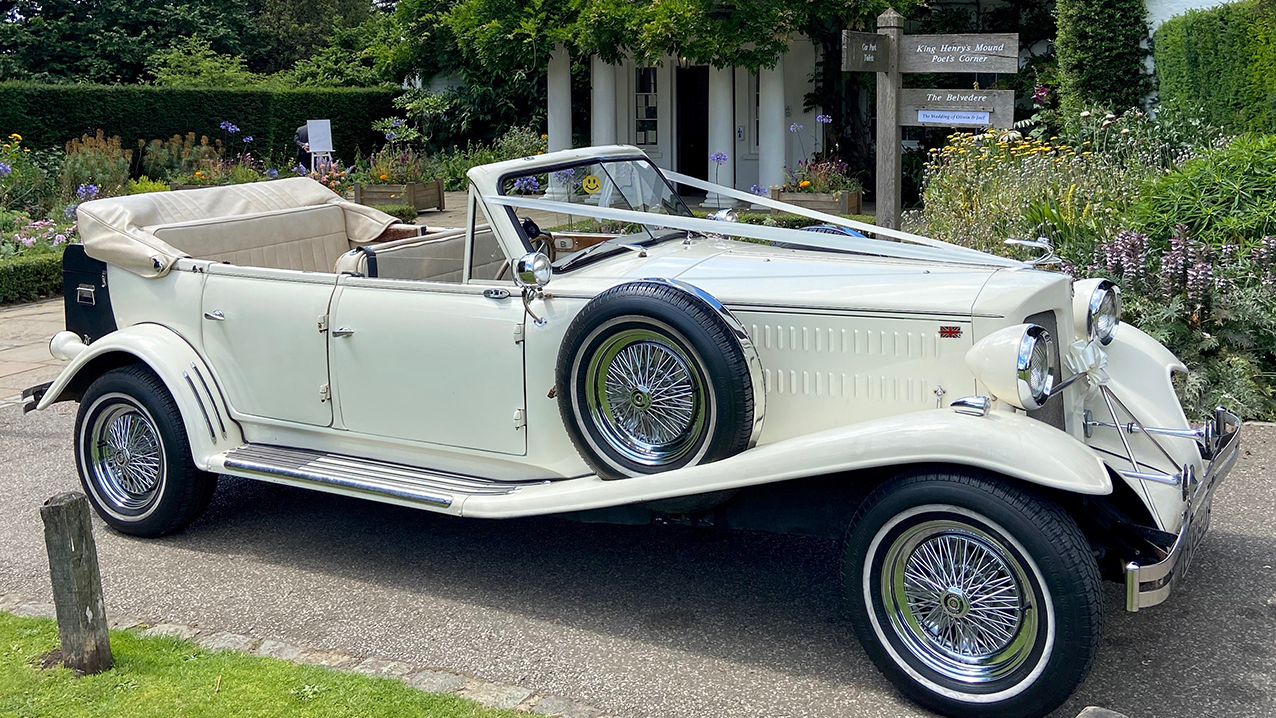 Beauford Convertible