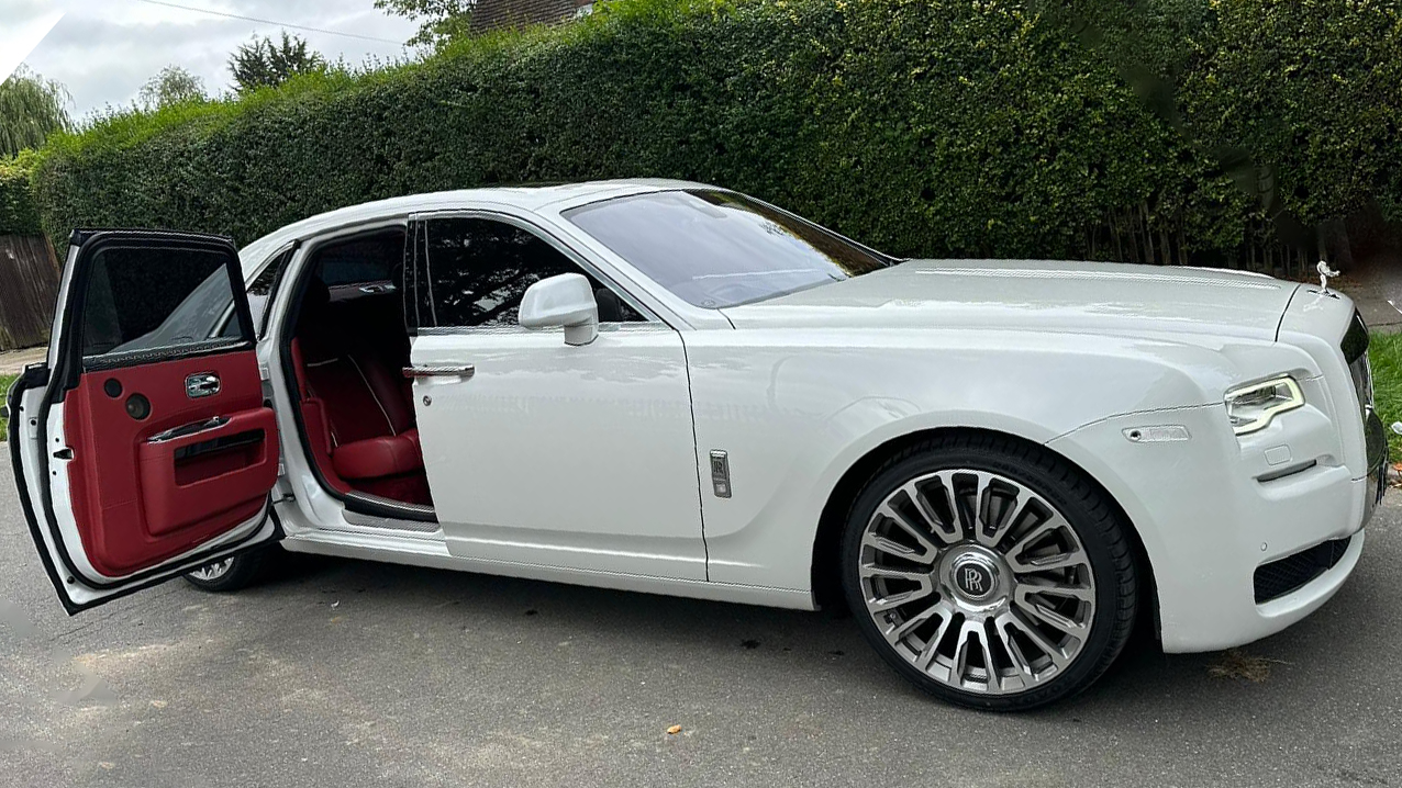 White Rolls-Royce Ghost Series 2