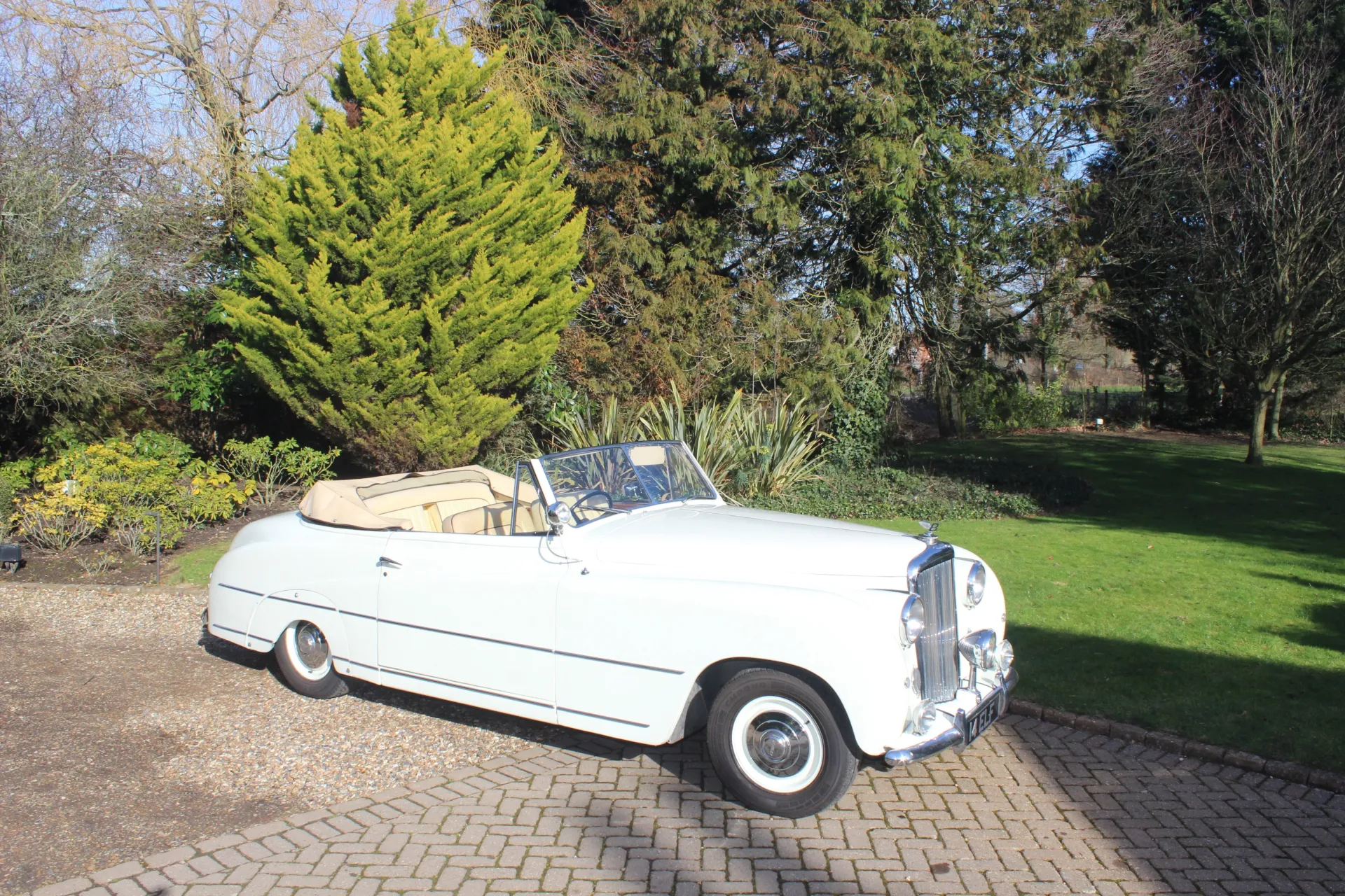 Side View Classic Bentley Franay for Hire with Roof Down