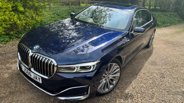 Side view Dark Blue BMW 7-series LWB
