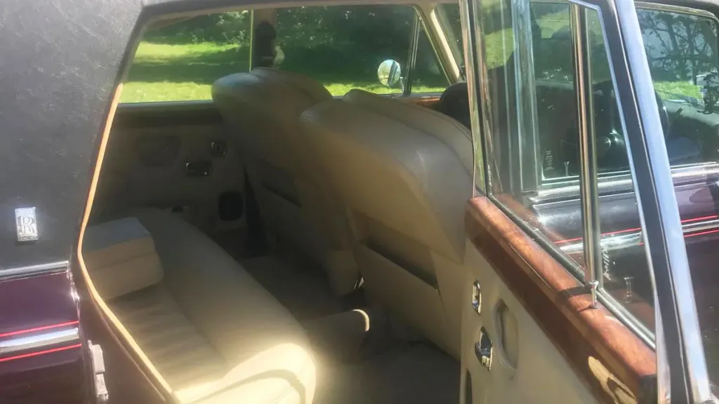 rear interior legroom space